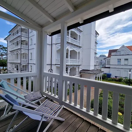 Strandvillen - Mit 2 Schlafzimmern Und Balkon Ah-720