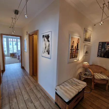 Strandvillen - Mit 2 Schlafzimmern Und Balkon Ah-720 Apartmán *